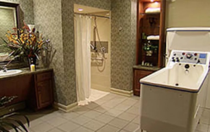 Sandalwood Manor