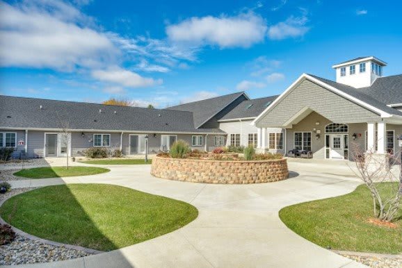 Villas of Holly Brook & Reflections - Bellevue