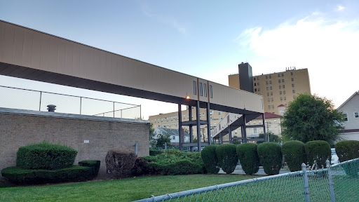 Beach Gardens Rehab And Nursing Center