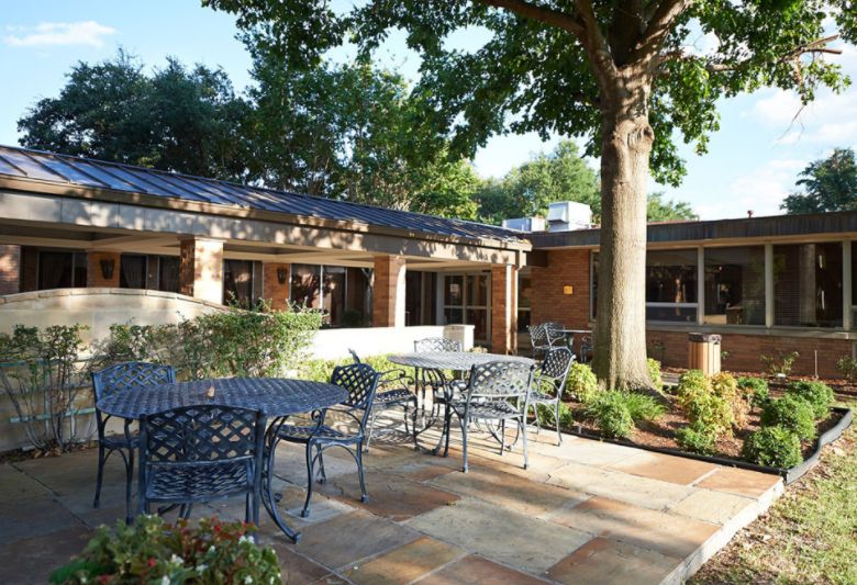 The Villages Of Dallas Post Acute Rehabilitation & Senior Living