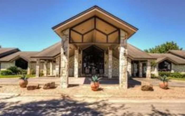Live Oak Nursing Center