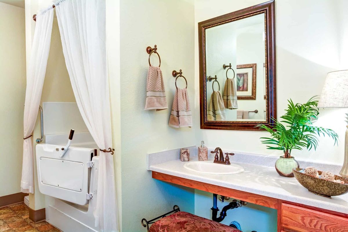 Pelican Pointe Assisted Living