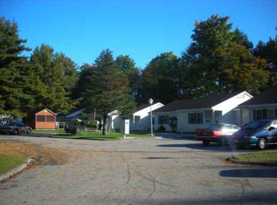 Pinecrest Apartments