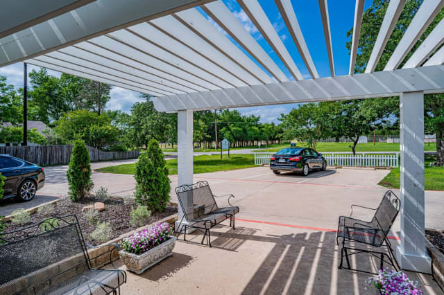 Silver Leaf Assisted Living - Denison