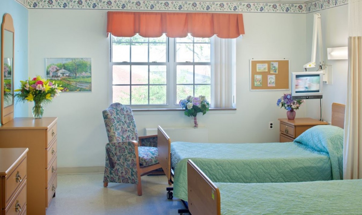 Willow Manor