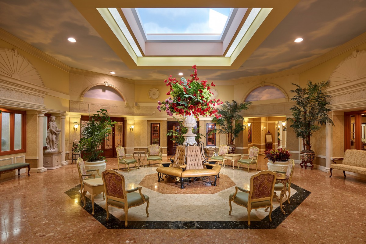 Palace At Kendall