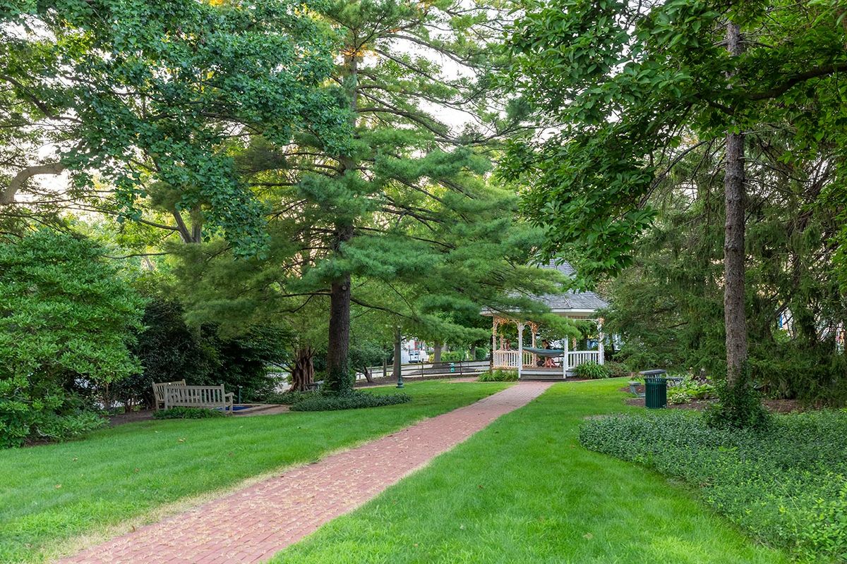 Independence Village of Zionsville East