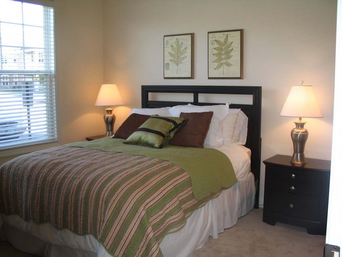 Sunstone Apartments