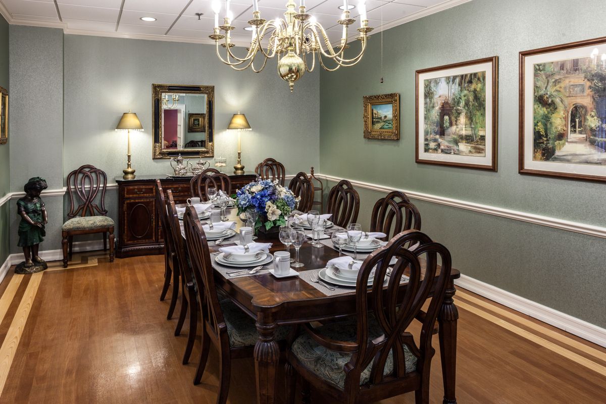 The Regency At Glen Cove
