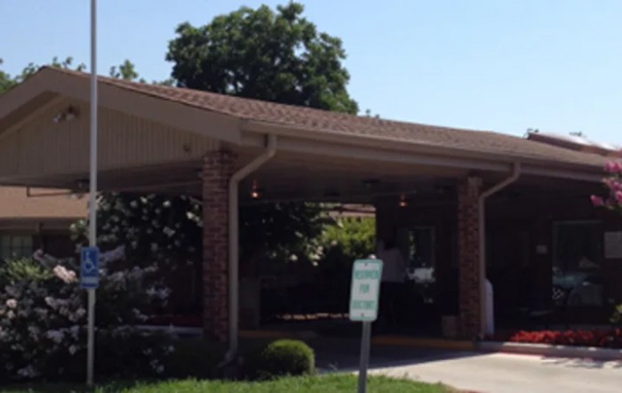 Pecan Tree Rehab And Healthcare Center