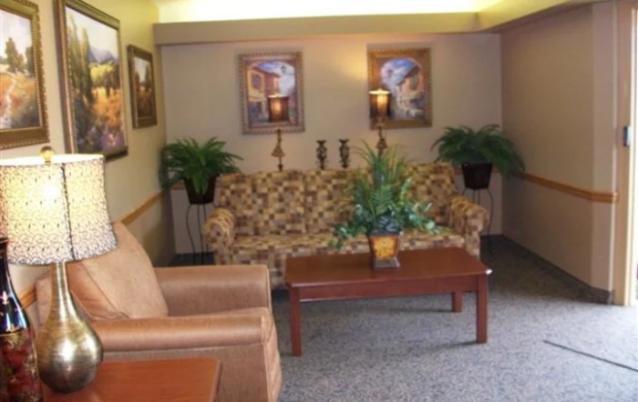 Brookhaven Nursing & Rehab