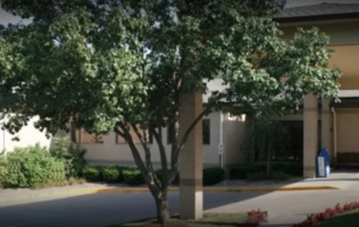 Overland Park Nursing And Rehab Center