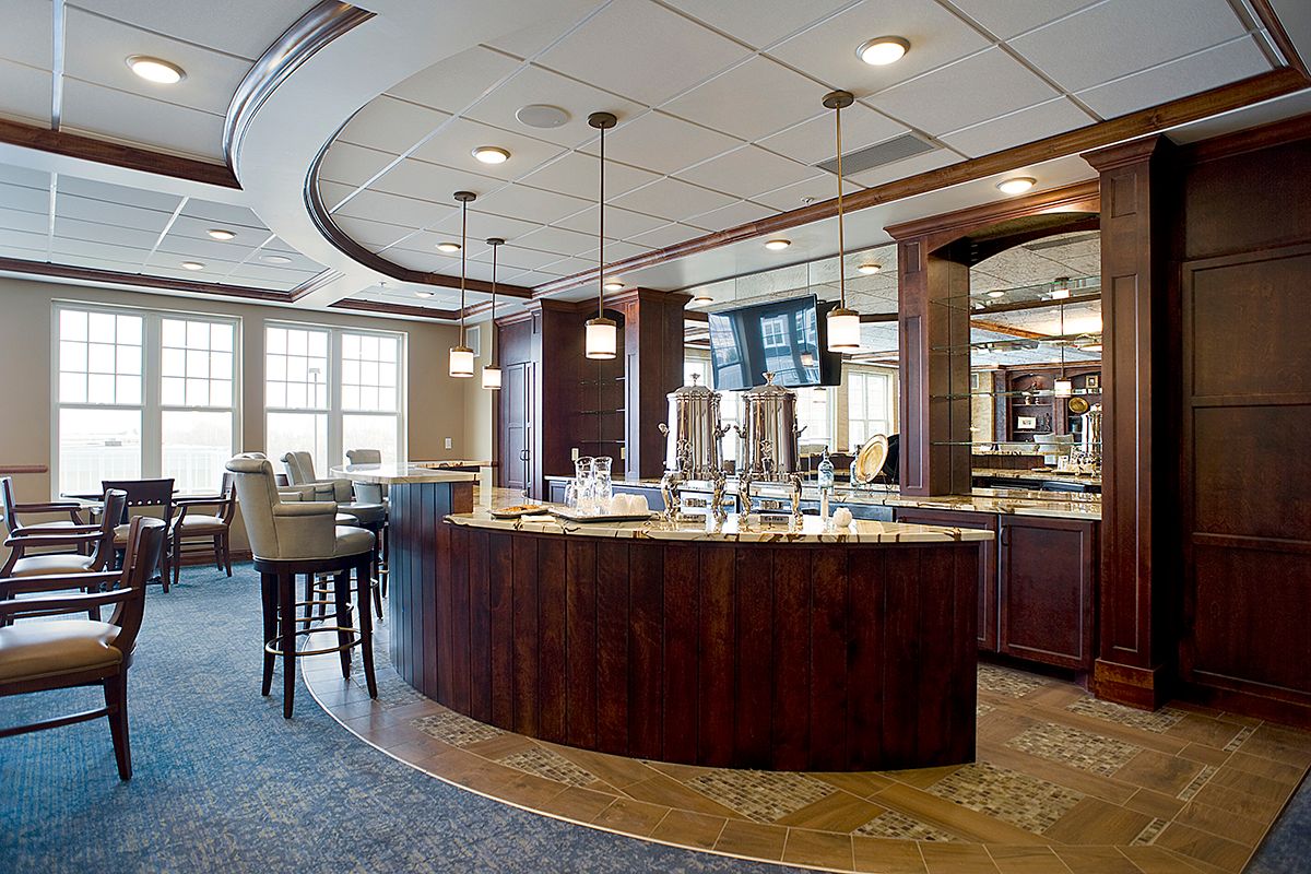 Grand Living at Lake Lorraine