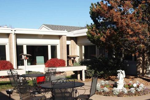 Crest View Lutheran Home