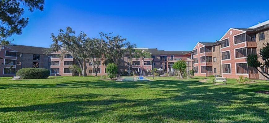 Countryside Lakes Senior Living