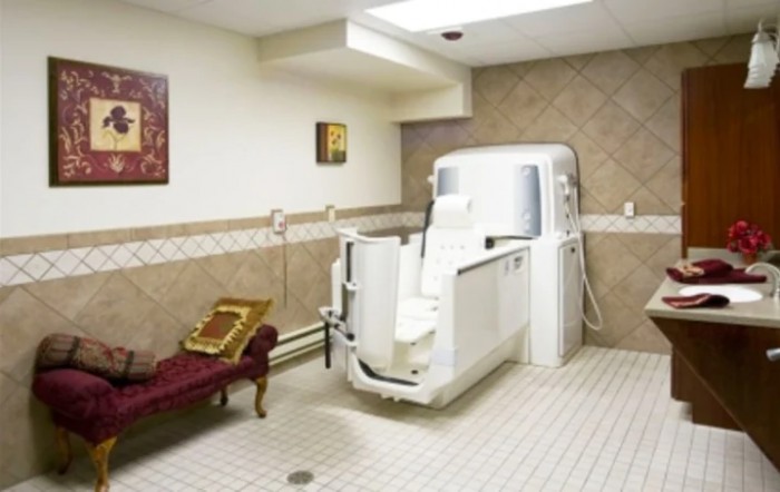 Rennes Health And Rehab Center - West