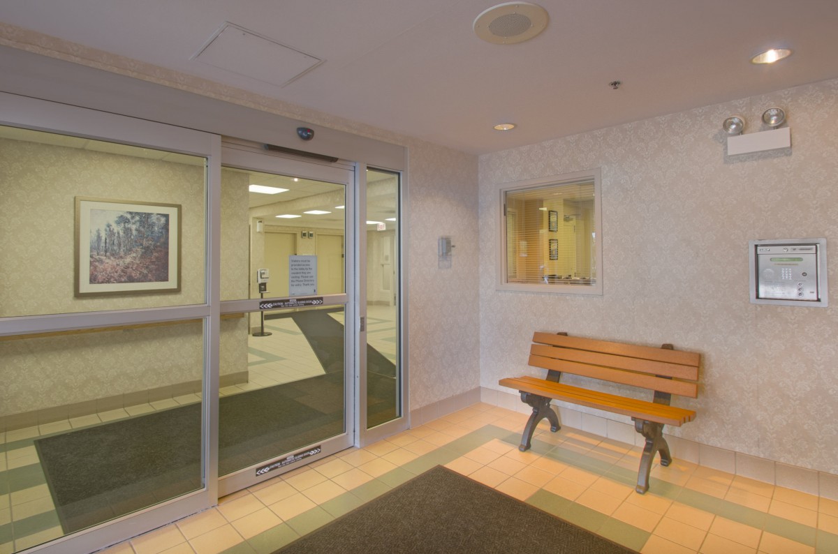 Senior Suites Jefferson Park