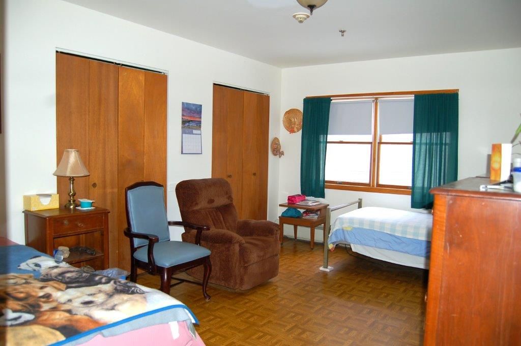 Pinecrest Home For Adults