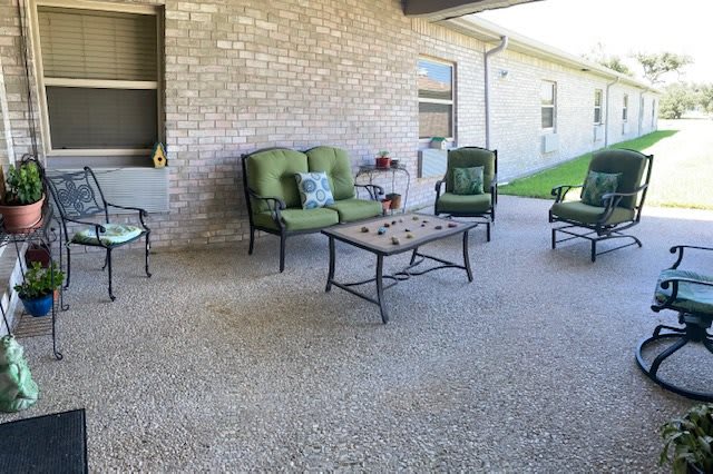 Gulf Pointe Village Retirement