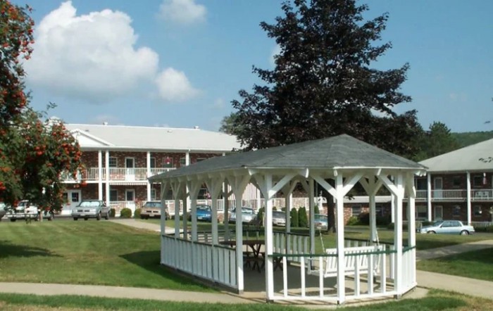Heritage Park Rehab & Skilled Nursing