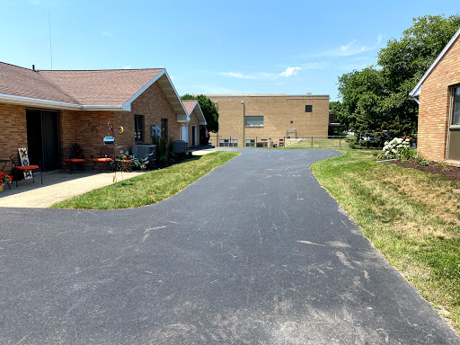 Pinecrest Manor - Mount Morris