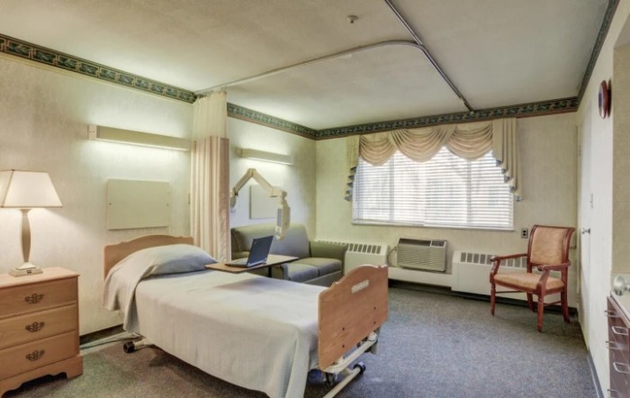 Manorcare Health Services - Cedar Rapids