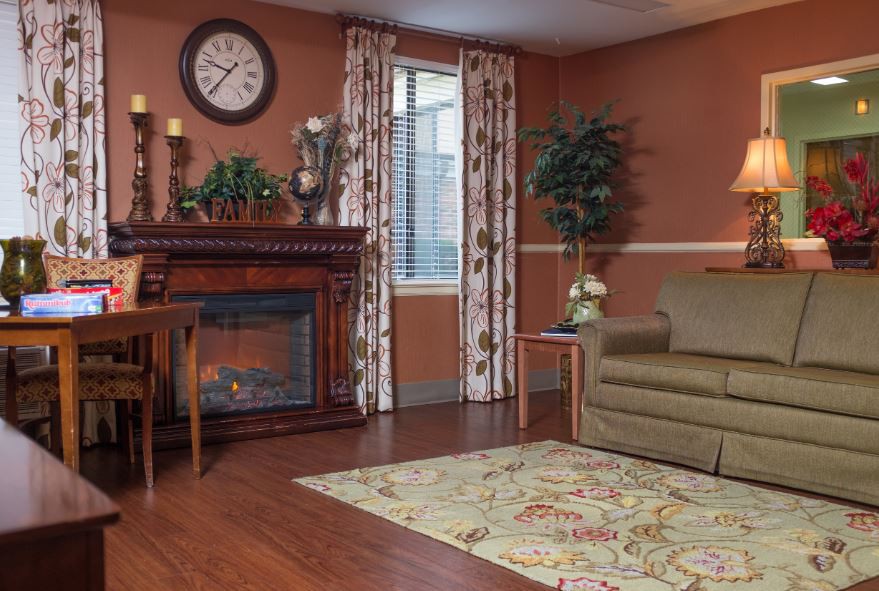 White Oak Manor - Charlotte