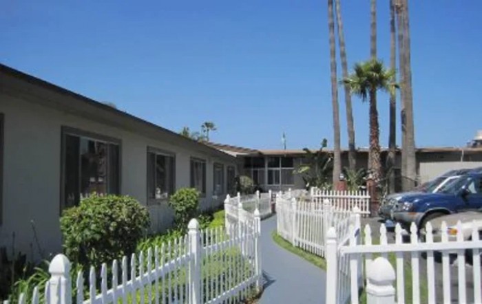 Del Amo Gardens Convalescent