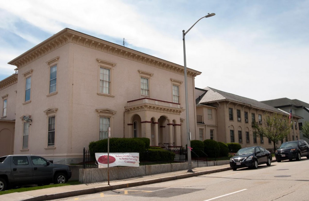 The Lillie Mansion at Lutheran