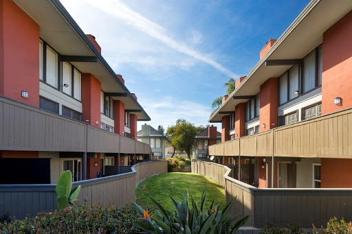 South Hills Manor