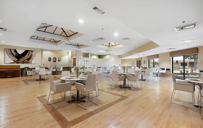 Auburndale Oaks Healthcare Center