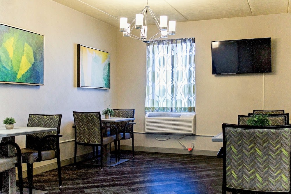Rockford Supportive Living Center