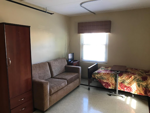 Pershing Gardens Healthcare Center