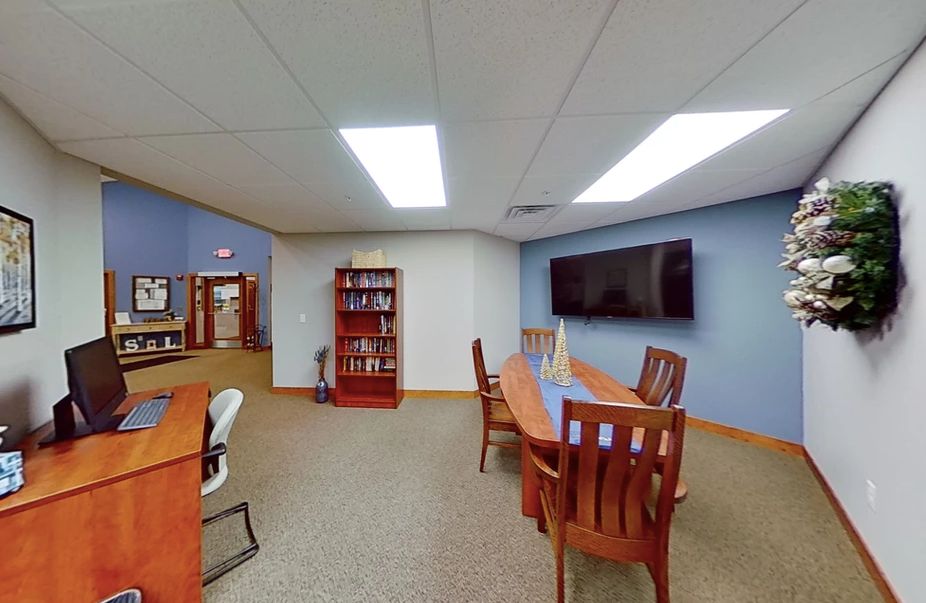 Suite Living Senior Care - Brooklyn Park