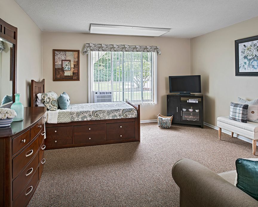 American House Livonia Senior Living