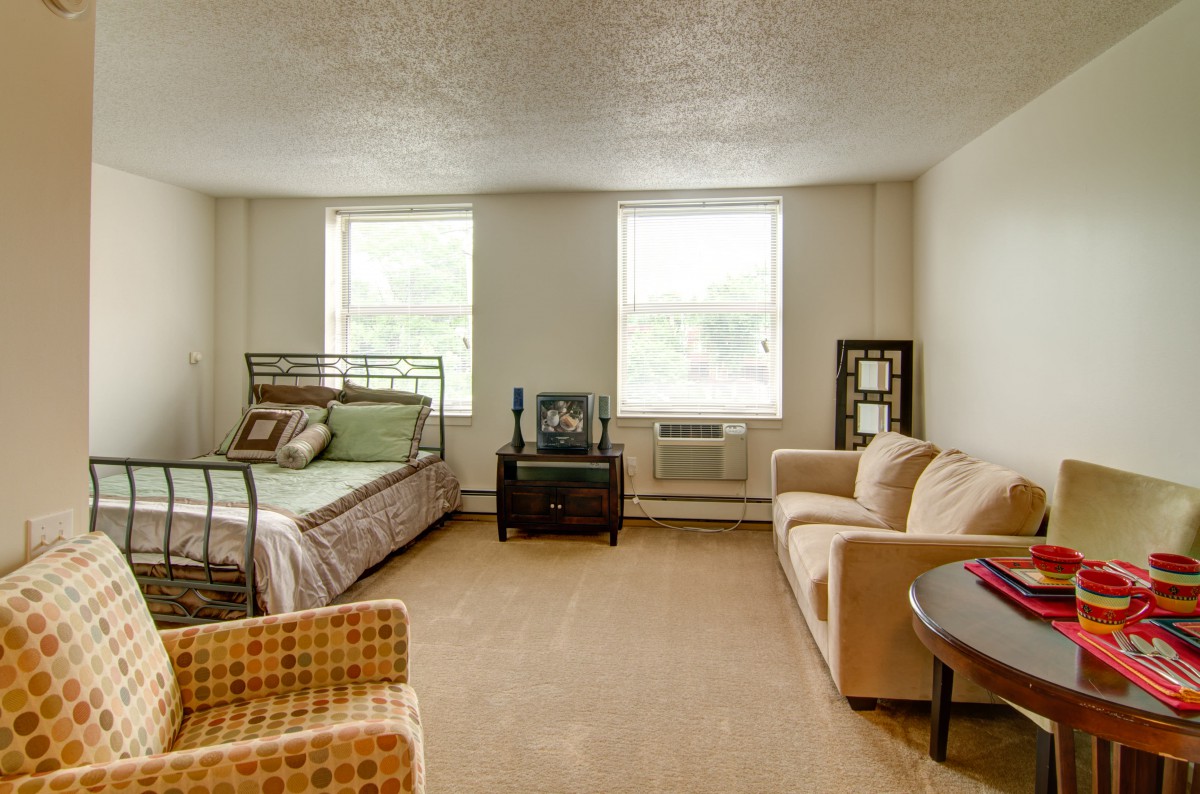 Senior Suites of West Humboldt Park