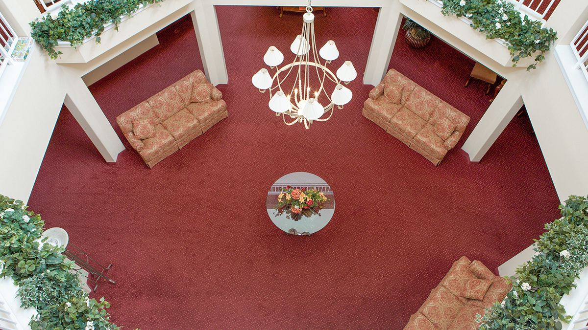 Holiday University Pines