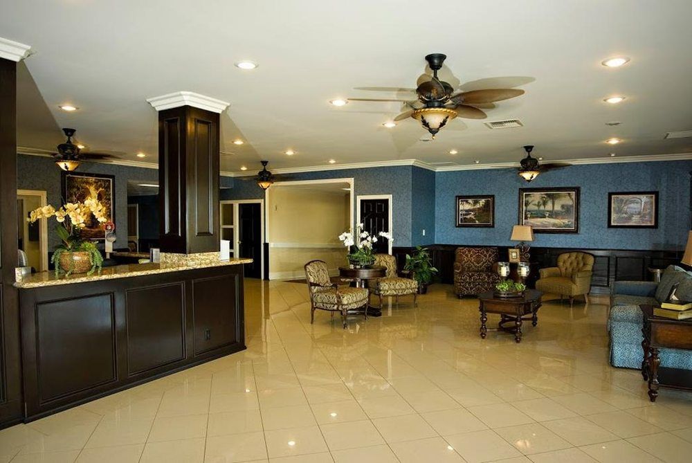 Paradise Valley Manor