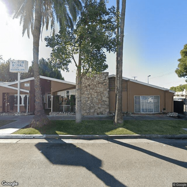 Victor Royale Adult Living