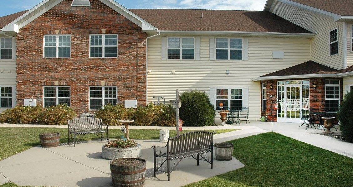 Oak Park Place Of Albert Lea