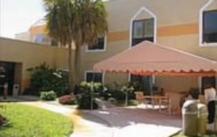 Palm Garden Of Aventura