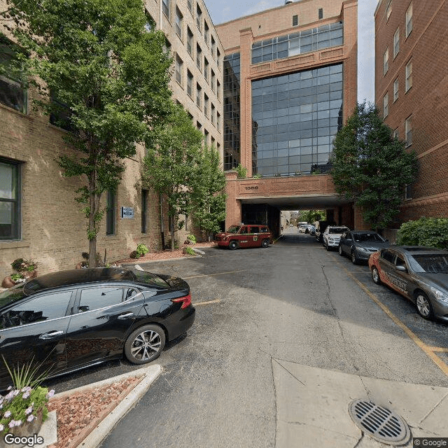 Symphony Residences of Lincoln Park