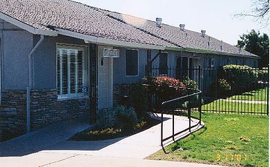 Davis Guest Home 8