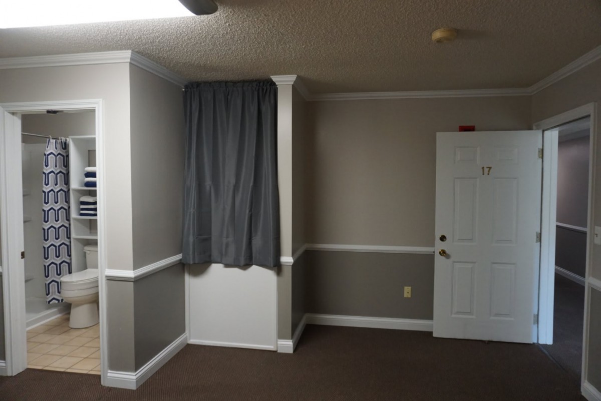 Cave Run Manor
