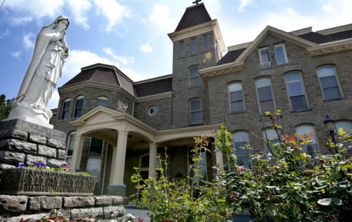 Carmel Manor