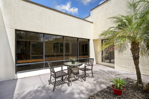 Heritage Park Care And Rehabilitation Center