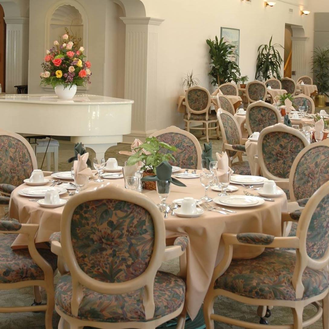 Catered Living at Chateau Lake San Marcos