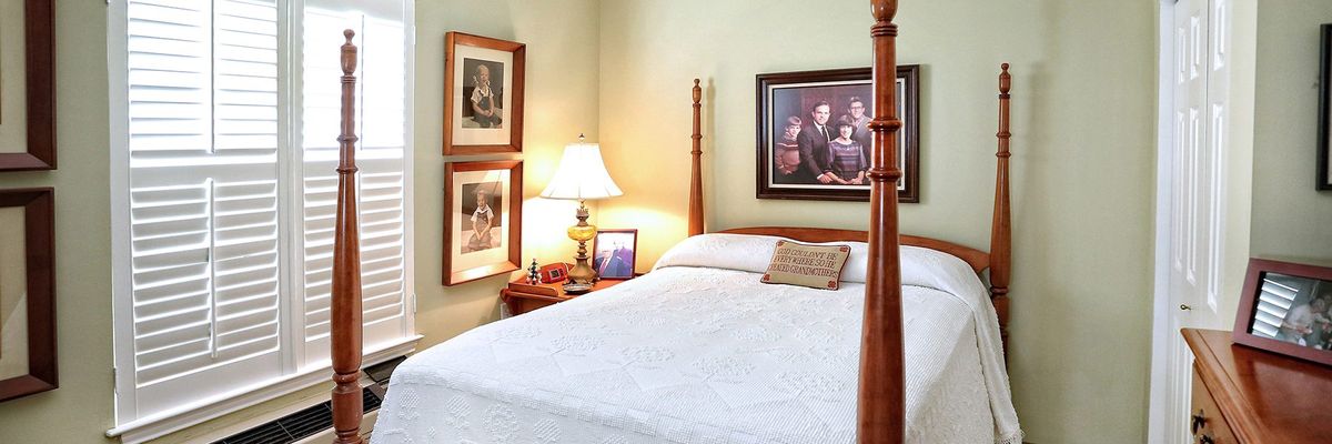 The Suites at Poplar Creek