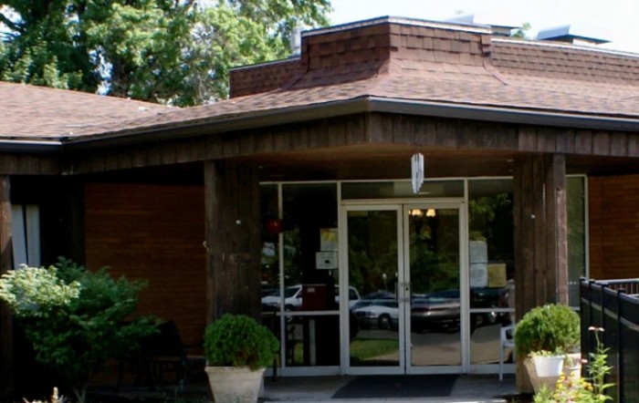 Crestwood Care Center