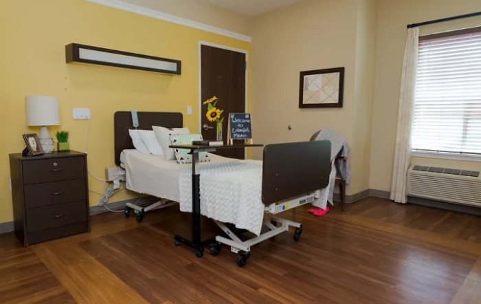 Colonial Manor Advanced Rehab & Healthcare